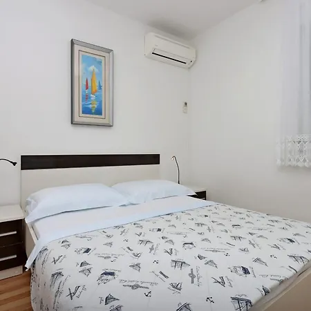 Apartman By The Sea Banjol, Rab - 12838 Banjol