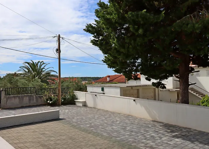 아파트 By The Sea Banjol, Rab - 12838